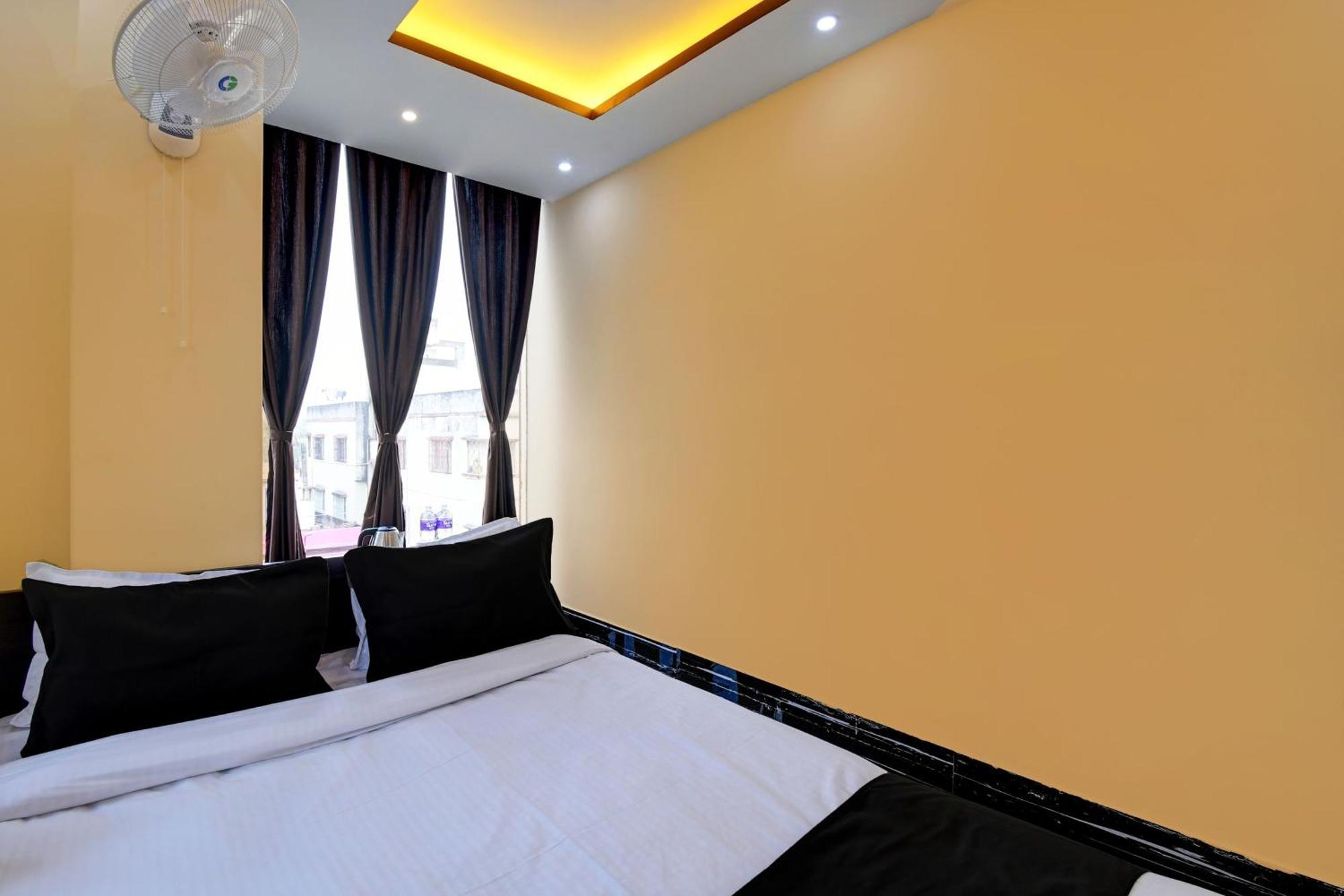 Hotel O Chilli Pepper Hotel And Restaurant Calcutta Exteriör bild